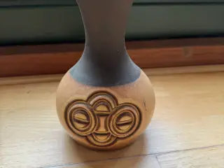 Frank keramik vase brun
