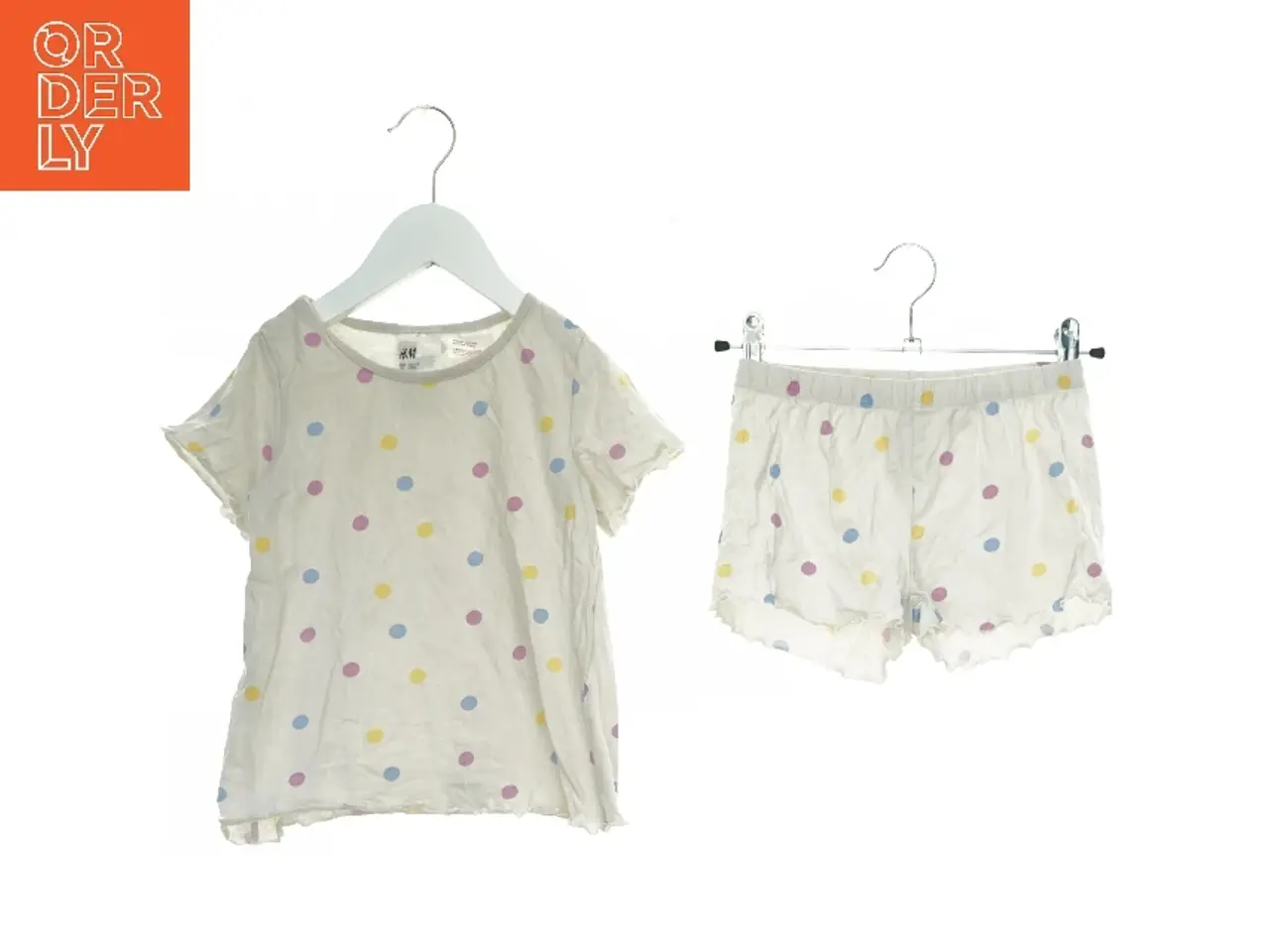 Billede 1 - Sæt børnetøj fra H&M (str. 116 cm)