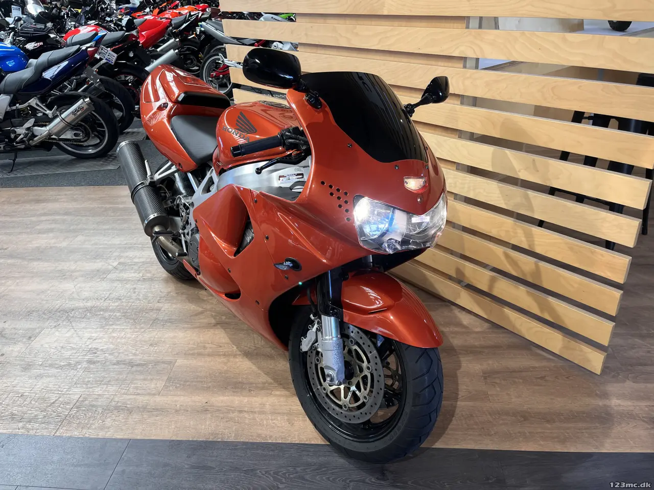 Billede 2 - Honda CBR 900 RR