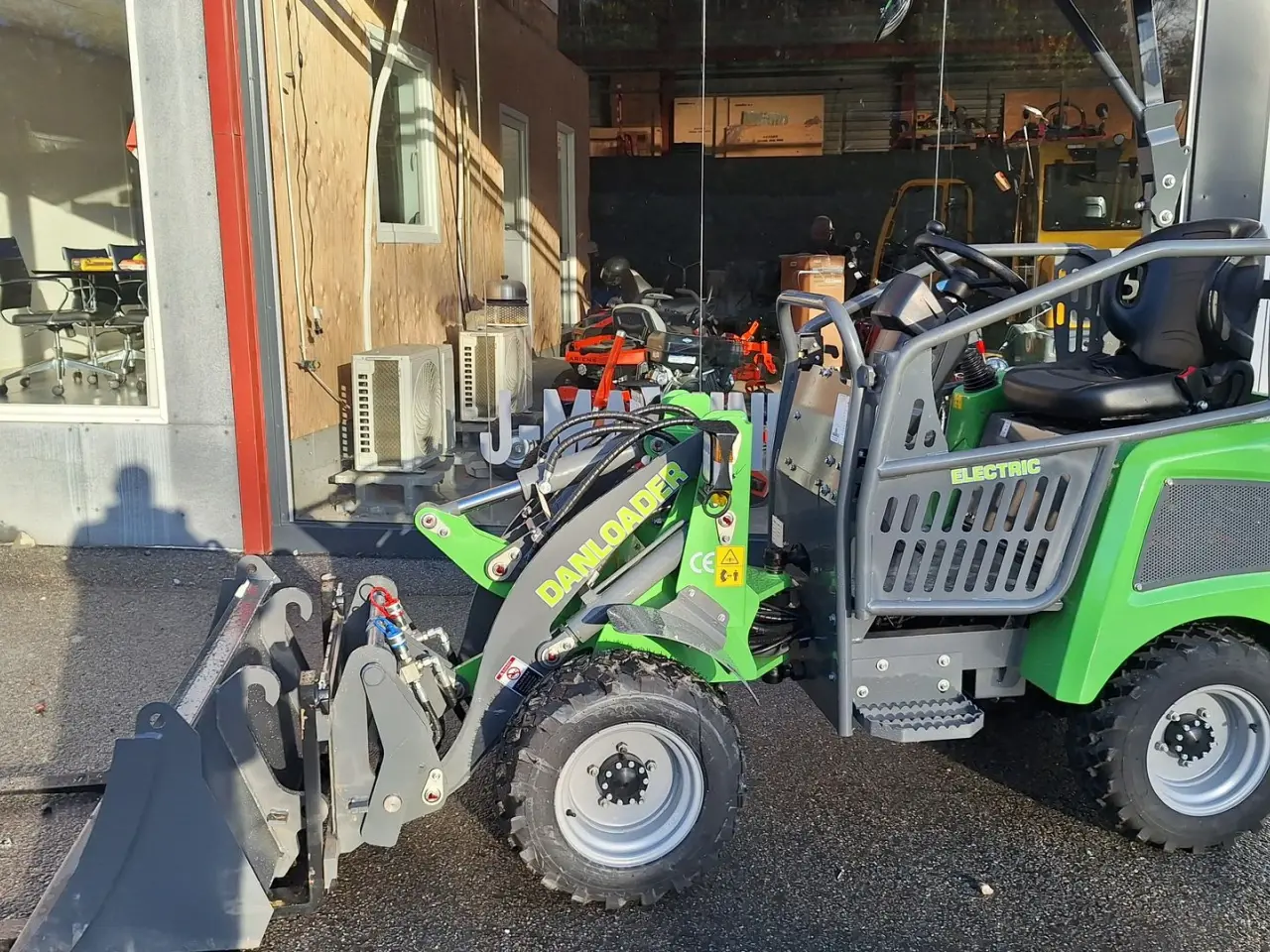 Billede 1 - Danloader 1010E