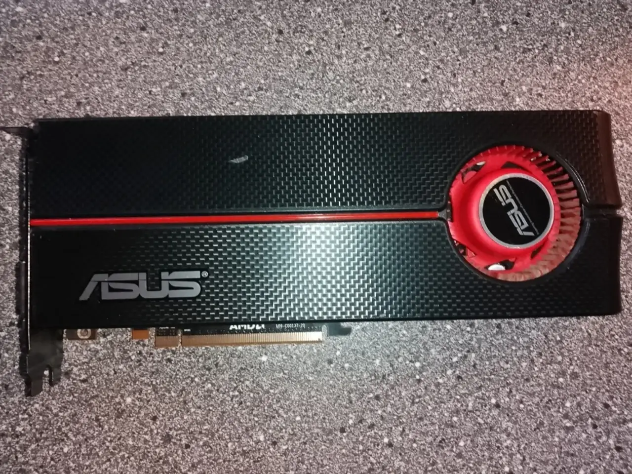 Billede 1 - Asus Radeon HD 5870 1GB