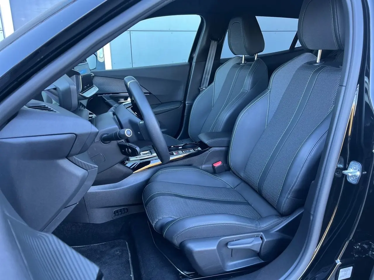 Billede 6 - Peugeot e-2008 50 GT