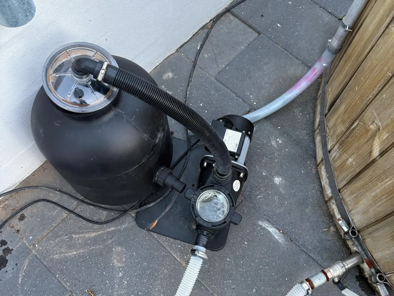 Billede 3 - Vildmarks bad med pumpe