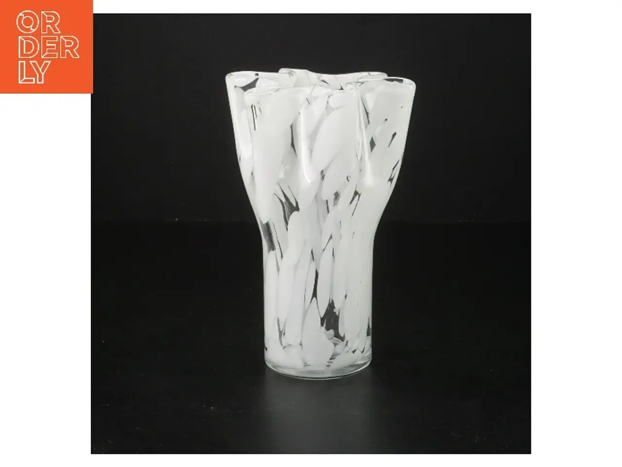 Billede 1 - Dekorativ glasvase (str. 16 cm)