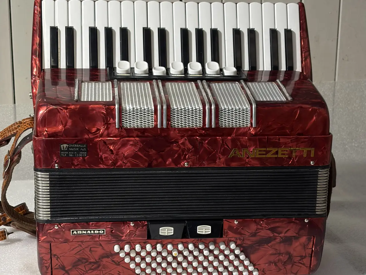 Billede 8 - Harmonika 34 tangenter 72 basser