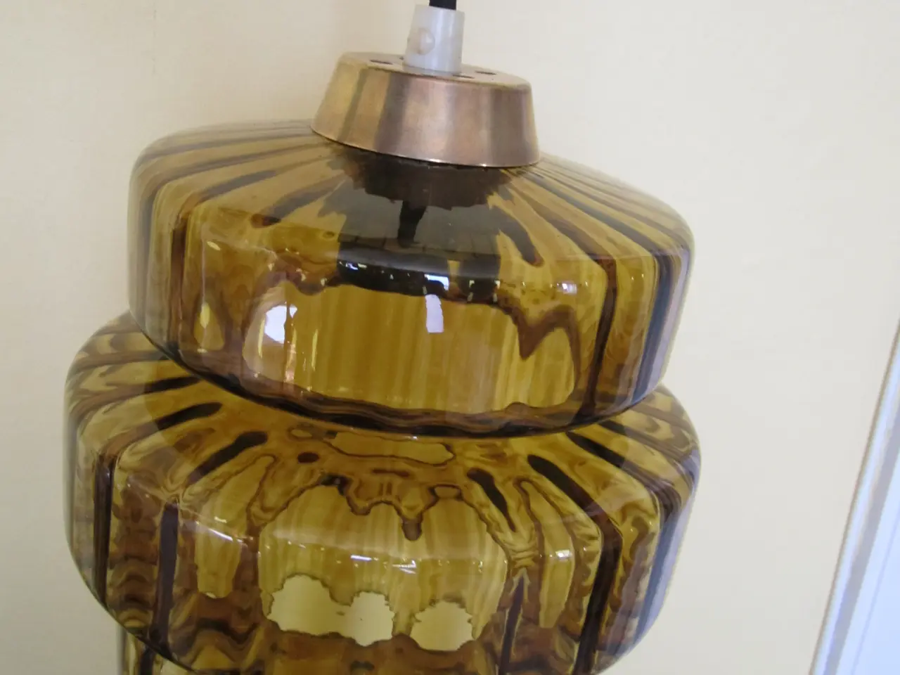 Billede 2 - loftlampe i røgfarvet glas