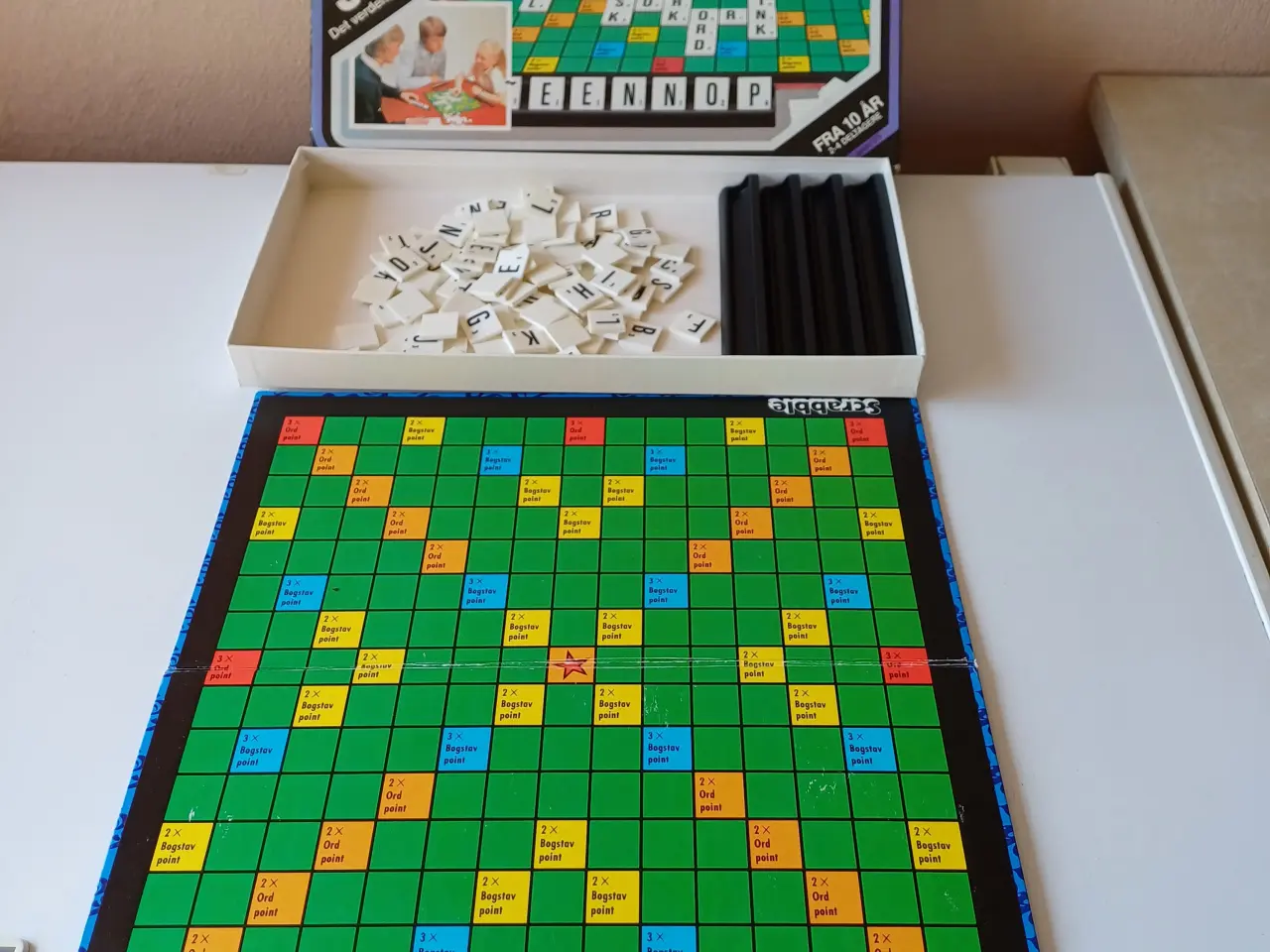 Billede 2 - Scrabble - Det verdensberømte kryds og tværs spil