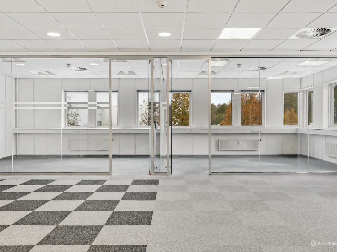 Billede 1 - Kontor/lagerlejemål på 746 m² med nem adgang til offentlig transport