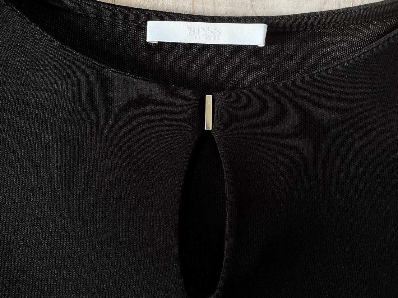 Billede 2 - Hugo Boss bluse