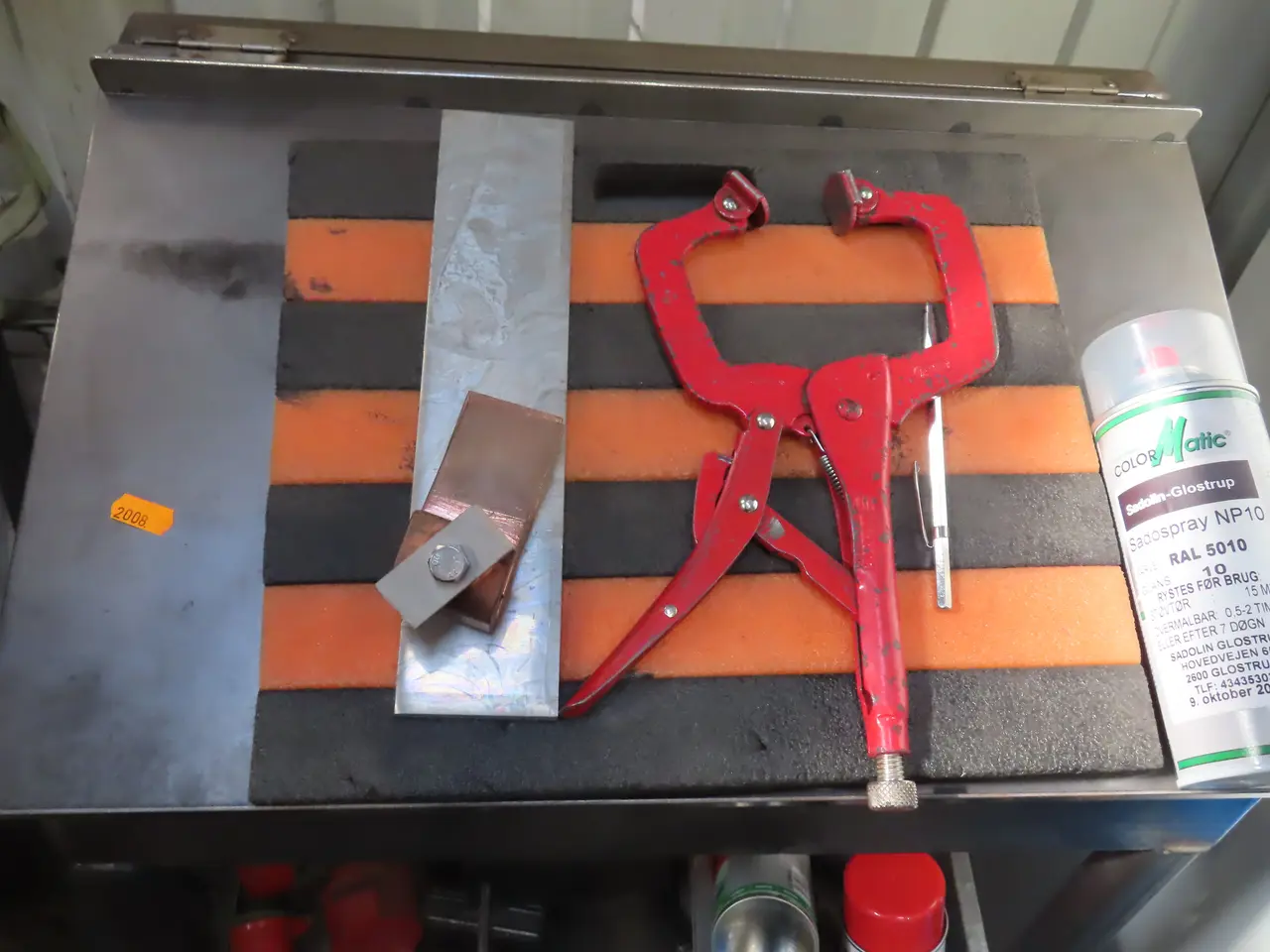 Billede 2 - Arbejdsbord med indhold