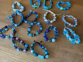 Nye knyttede armbånd
