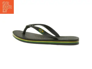 Sort klip-klapper med Brasilien Flag fra Ipanema (str. 25 )