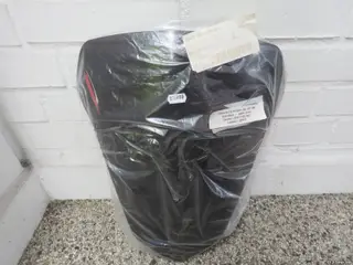 Sort kåbeglas, Yamaha FZ-6