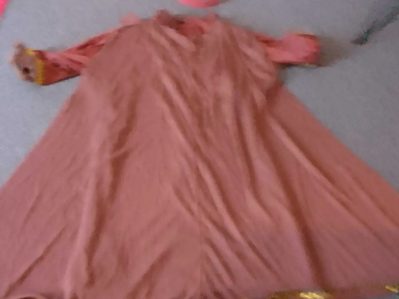 Billede 2 - Viking kostume Med kappe og bælte Str L