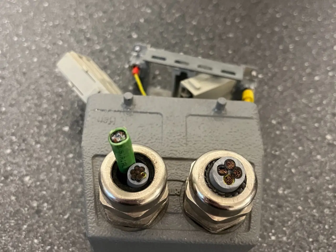 Billede 3 - Harting Han stik med blandet Power & Data Modules