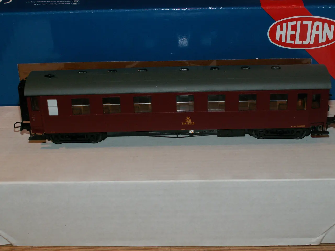 Billede 3 - Heljan 5010  - DSB / CPS 3228 / Styrevogn