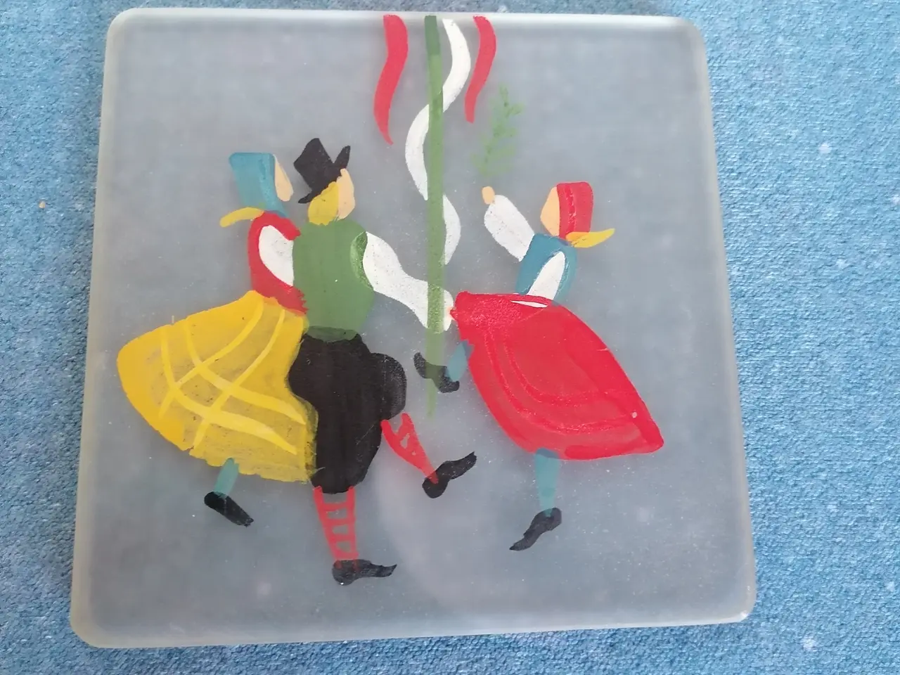 Billede 2 - Smukt Glas af Folkedans
