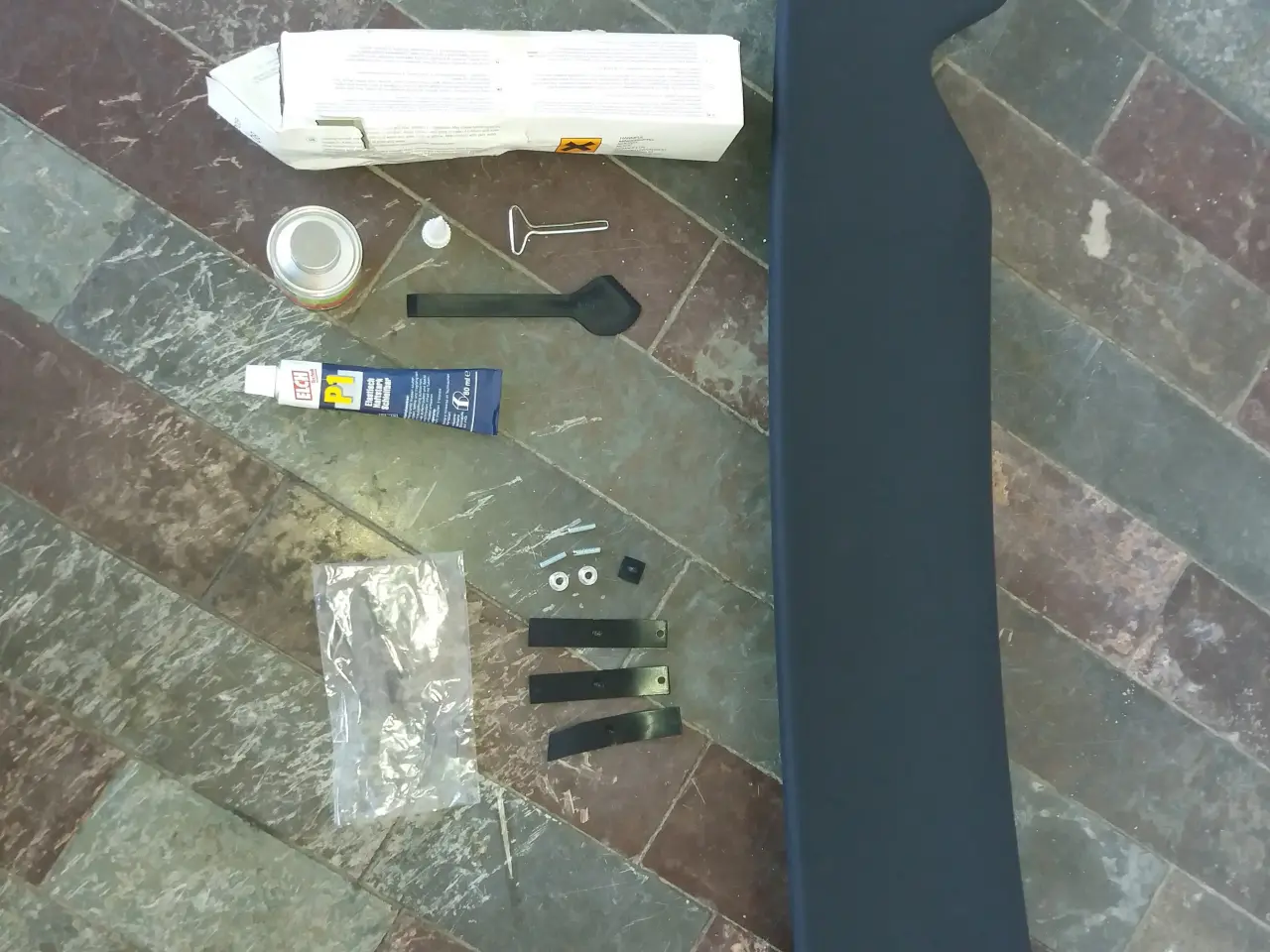 Billede 2 - Spoiler bag Toyota Corolla E10