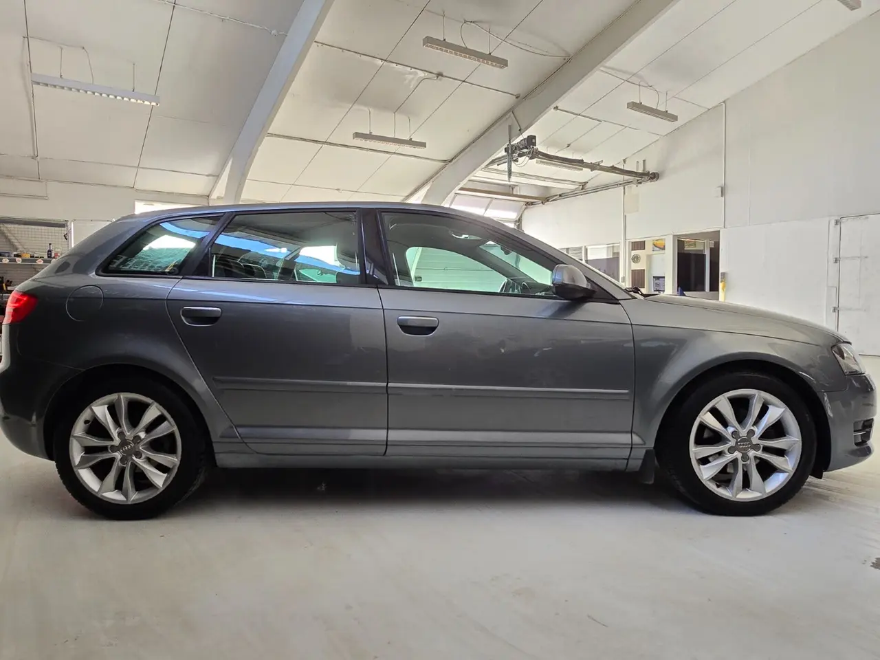 Billede 5 - Audi A3 1,6 TDi Ambiente Sportback