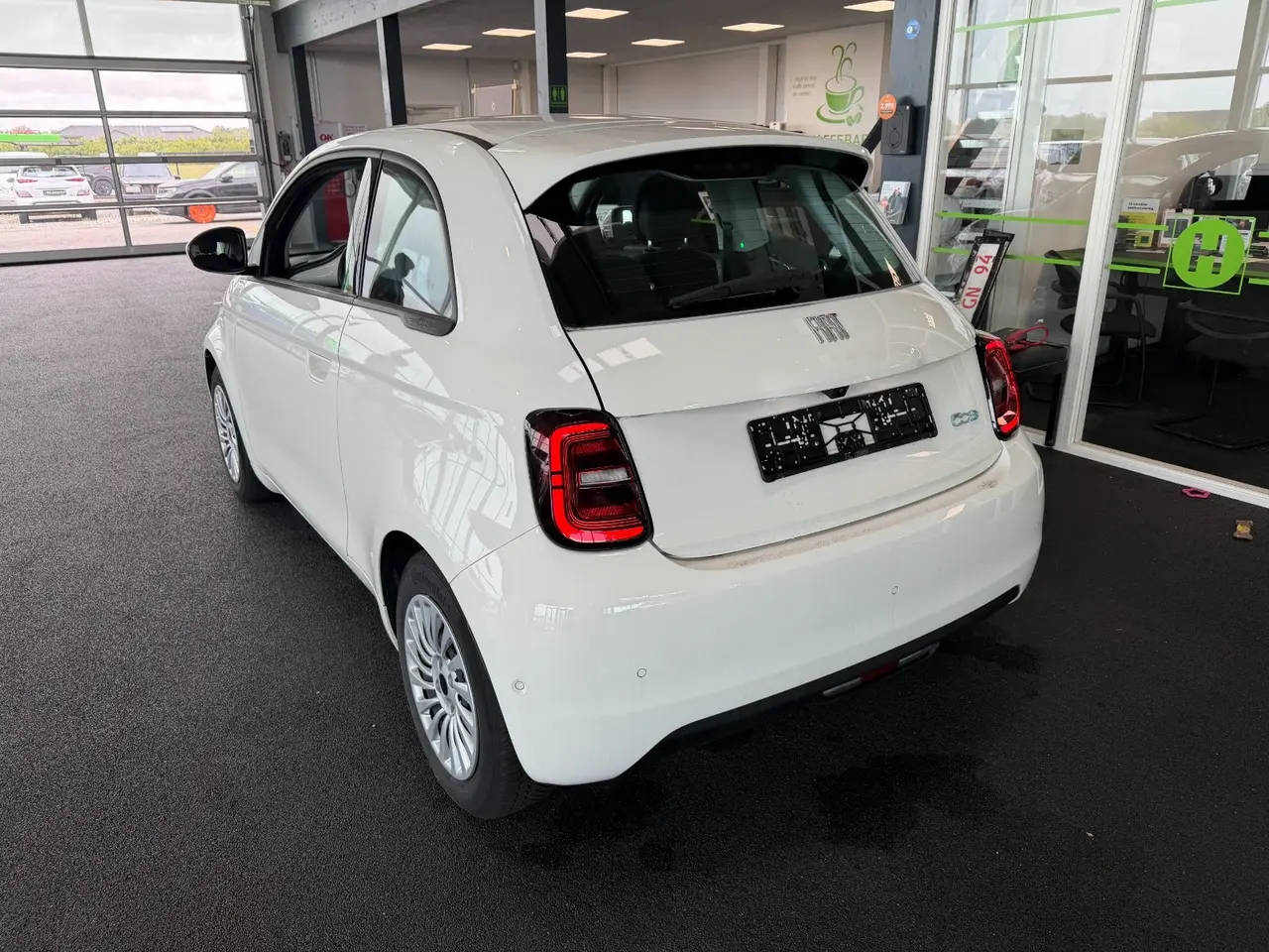 Billede 4 - Fiat 500e 42 Icon Pack