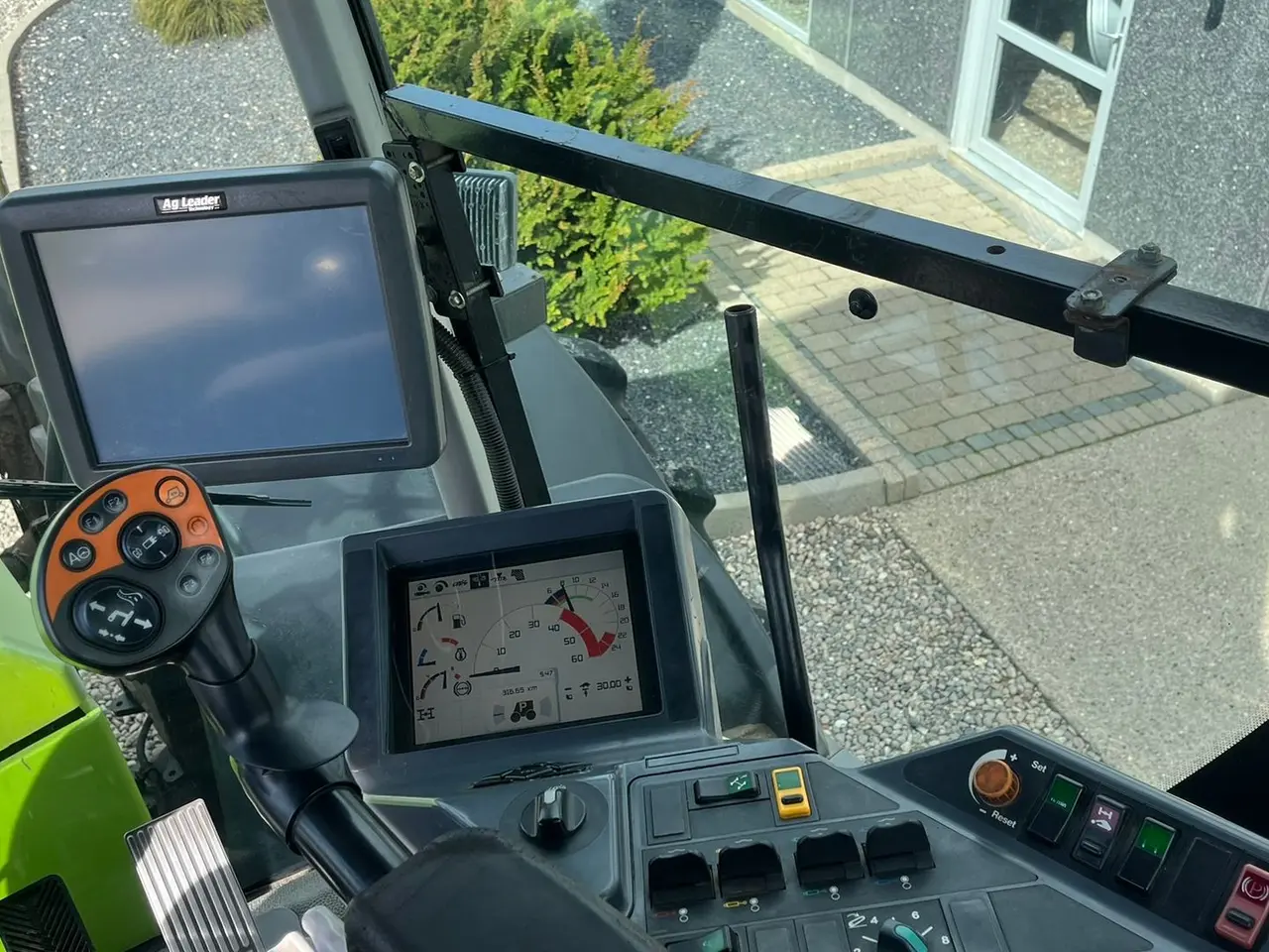 Billede 6 - CLAAS XERION 3800 Med frontlift