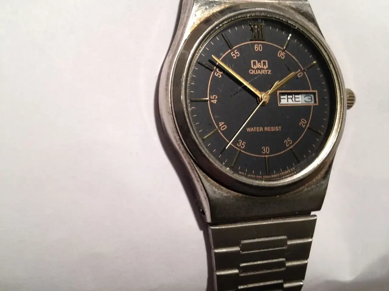 Billede 3 - Fin ur fra QQ med sort skive. Dia: 34mm