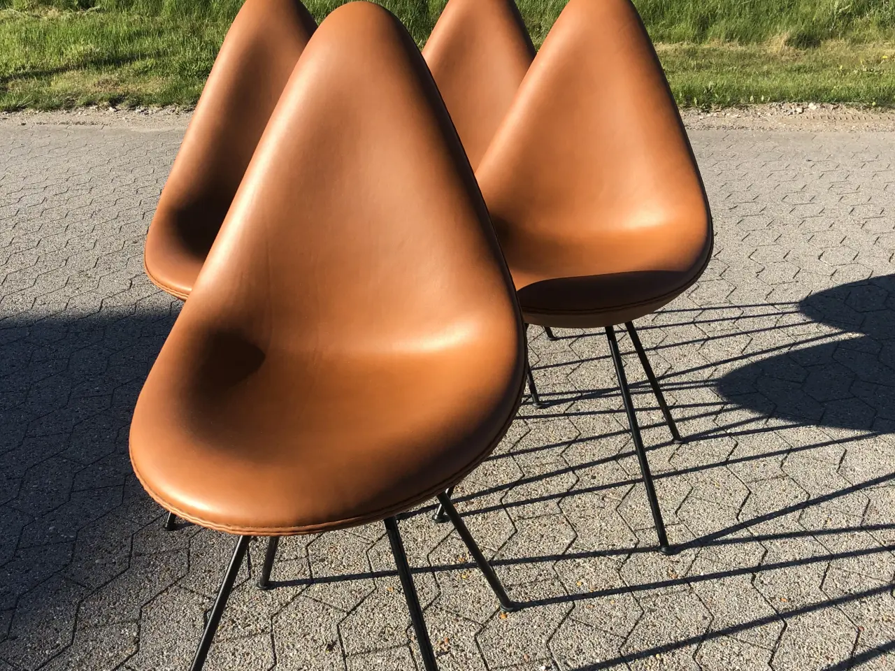 Billede 5 - Dråben stolen af ARNE JACOBSEN- Nypolstret