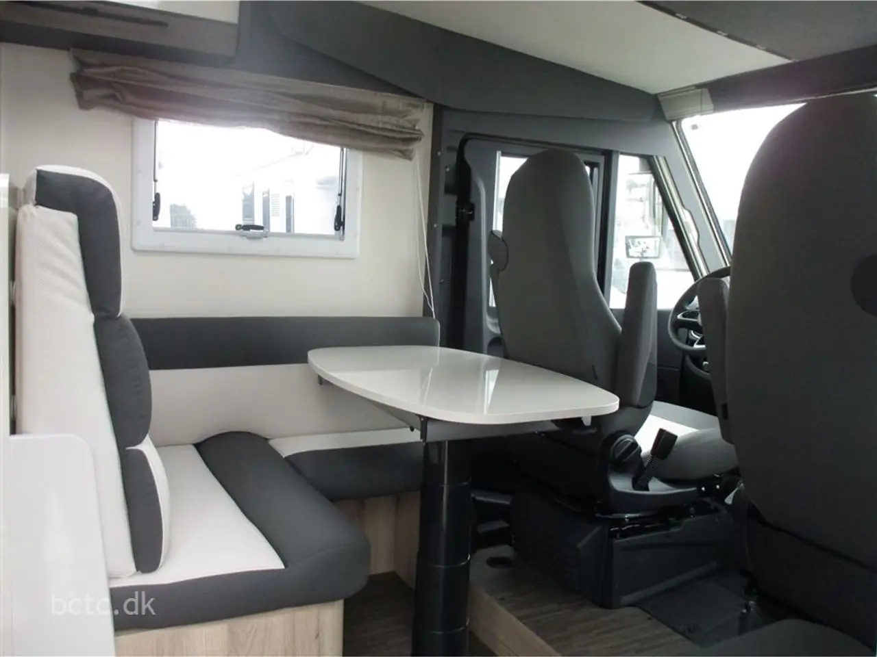Billede 6 - 2026 - Elnagh Magnum 530