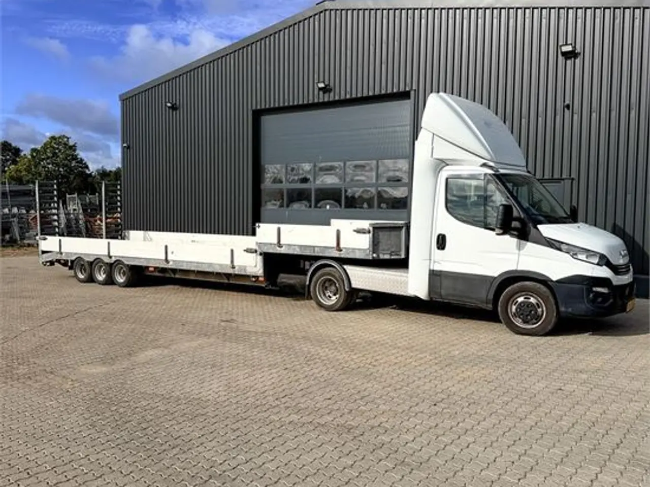 Billede 1 - Iveco Daily 40C 18 - Med trailer og lad / With trailer and flatbed