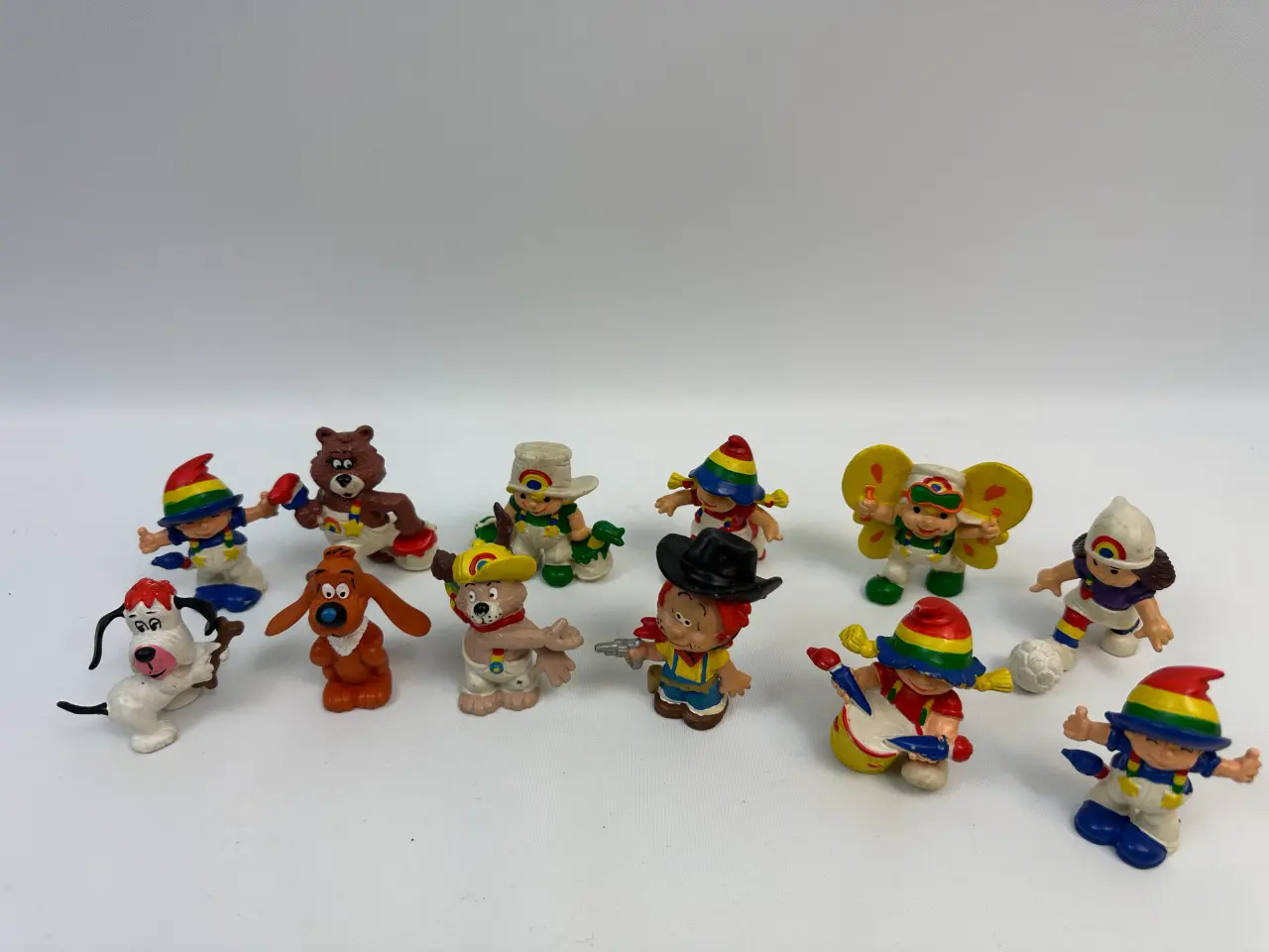 Billede 1 - 12 stk. retro figurer Rainbow Kids (1980/81)