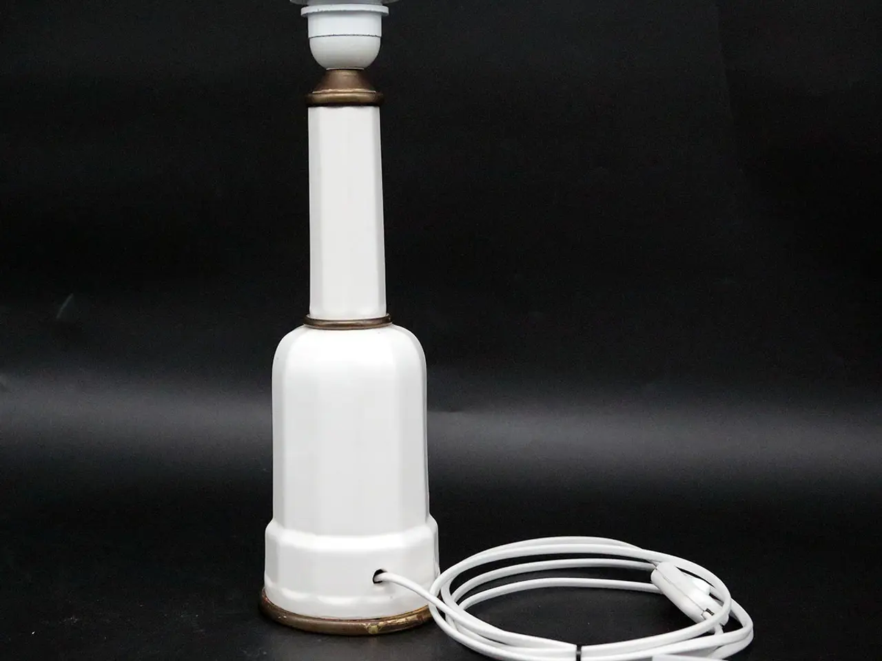 Billede 3 - Elegant Heiberg bordlampe i porcelæn og messing