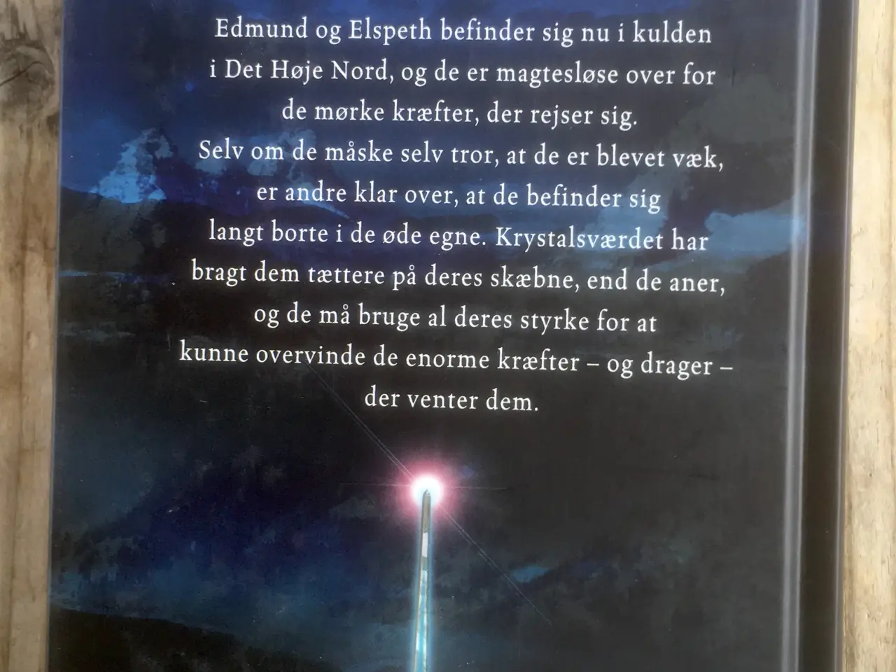 Billede 2 - Bogen om sværdet bog 2 - "Den Mørke Tid"