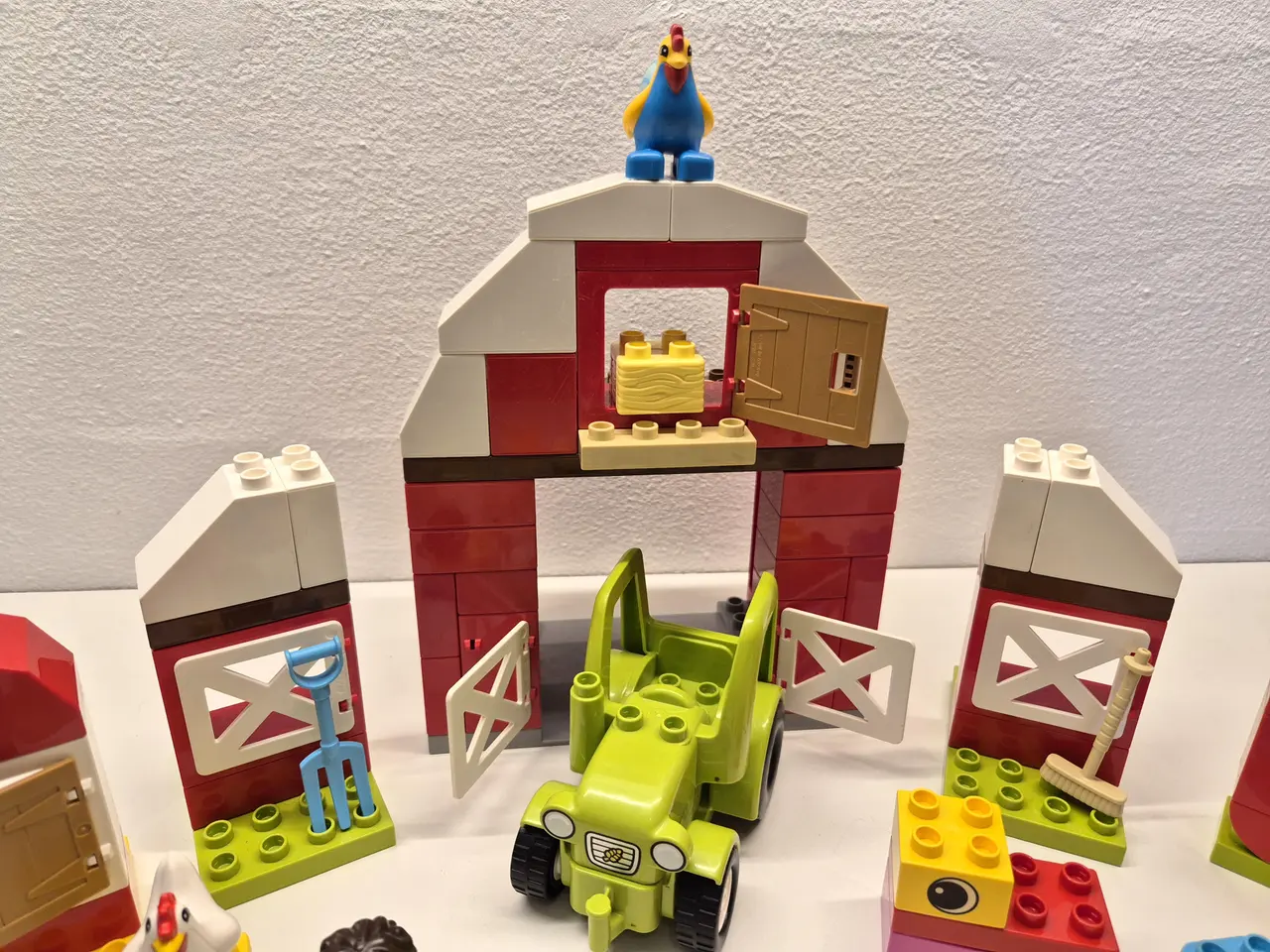 Billede 2 - Duplo Lade, Traktor og pasning af bondegårdsdyr