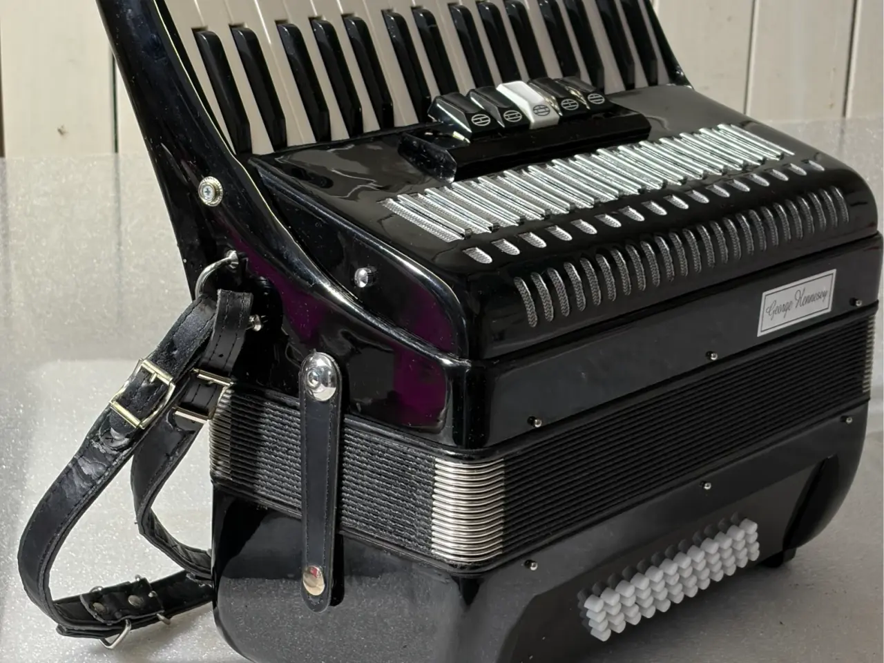 Billede 6 - George Hennesy harmonika – flot sort model