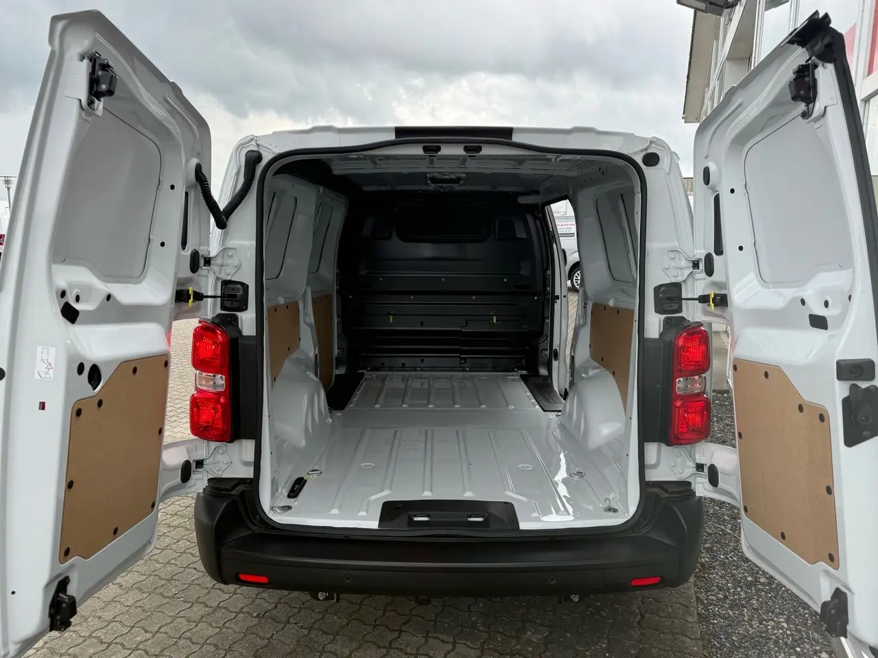 Billede 6 - Peugeot Expert L3 2,0 BlueHDi Premium 144HK Van 6g