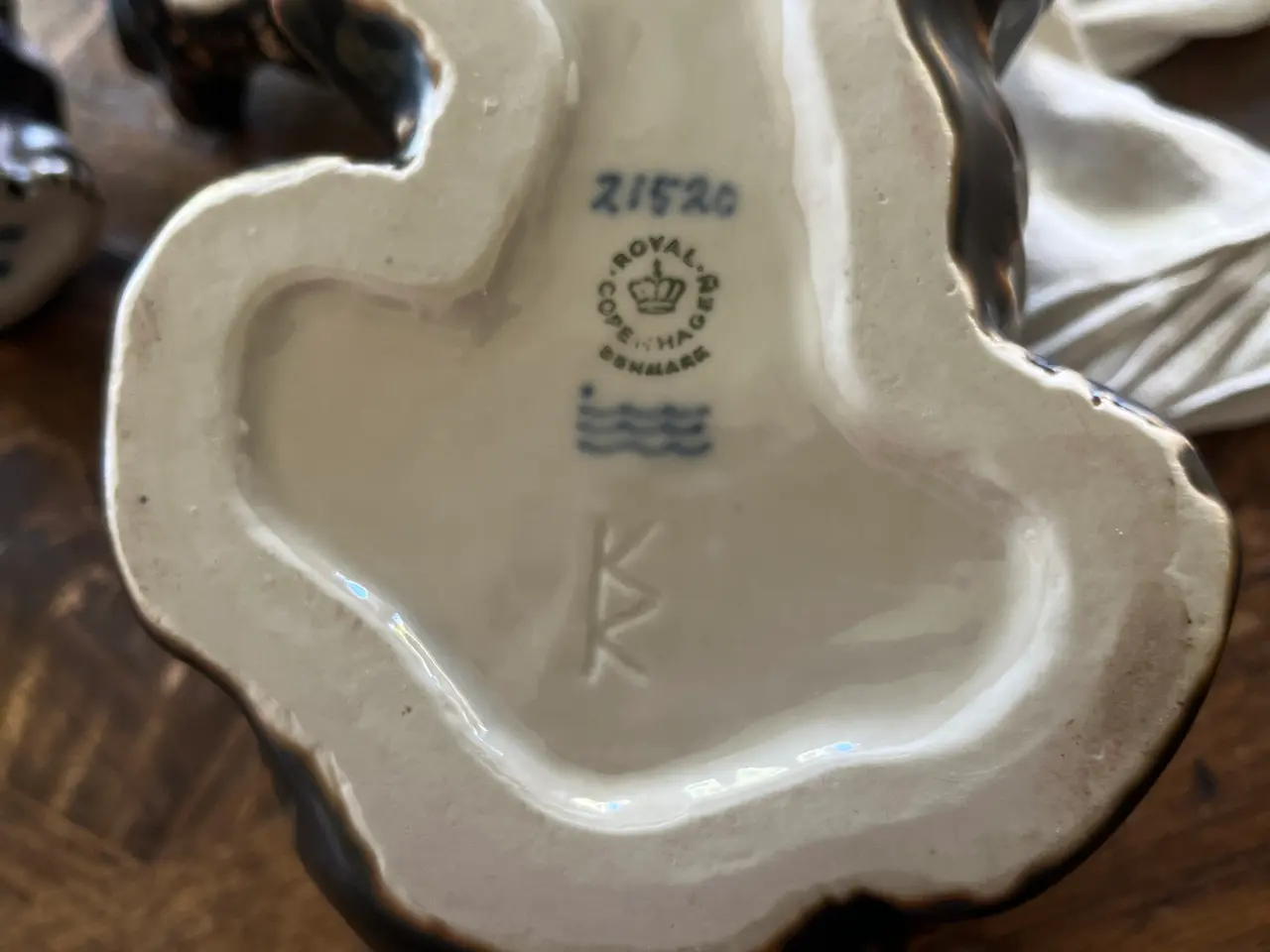 Billede 8 - Royal Copenhagen stentøj bjørne Knud Kyhn