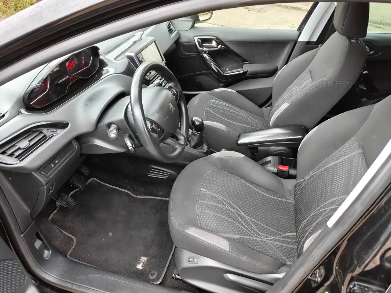 Billede 11 - Peugeot 208 1,6 e-HDi 92 Active