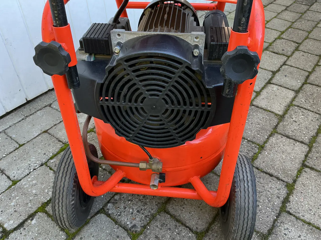 Billede 4 - Kompressor-transportabel-330 L/MIN