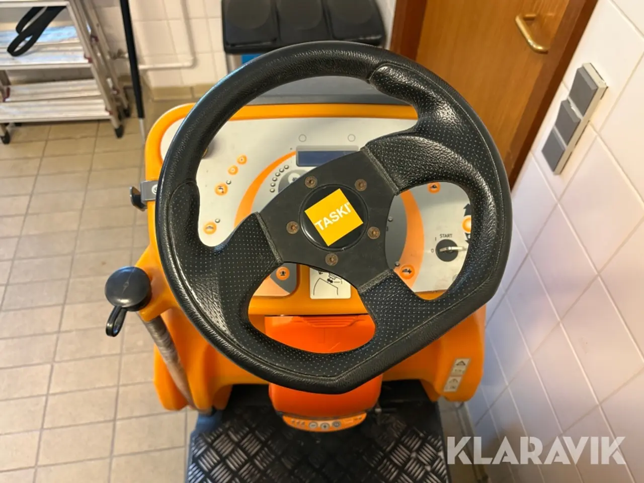 Billede 4 - Gulvvasker Taski Swingo 2100