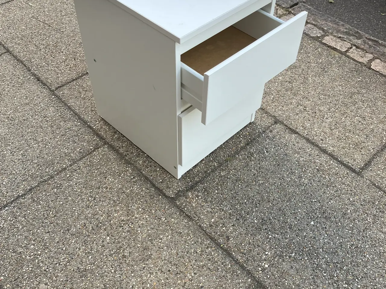 Billede 3 - Ikea Natbord/kommode