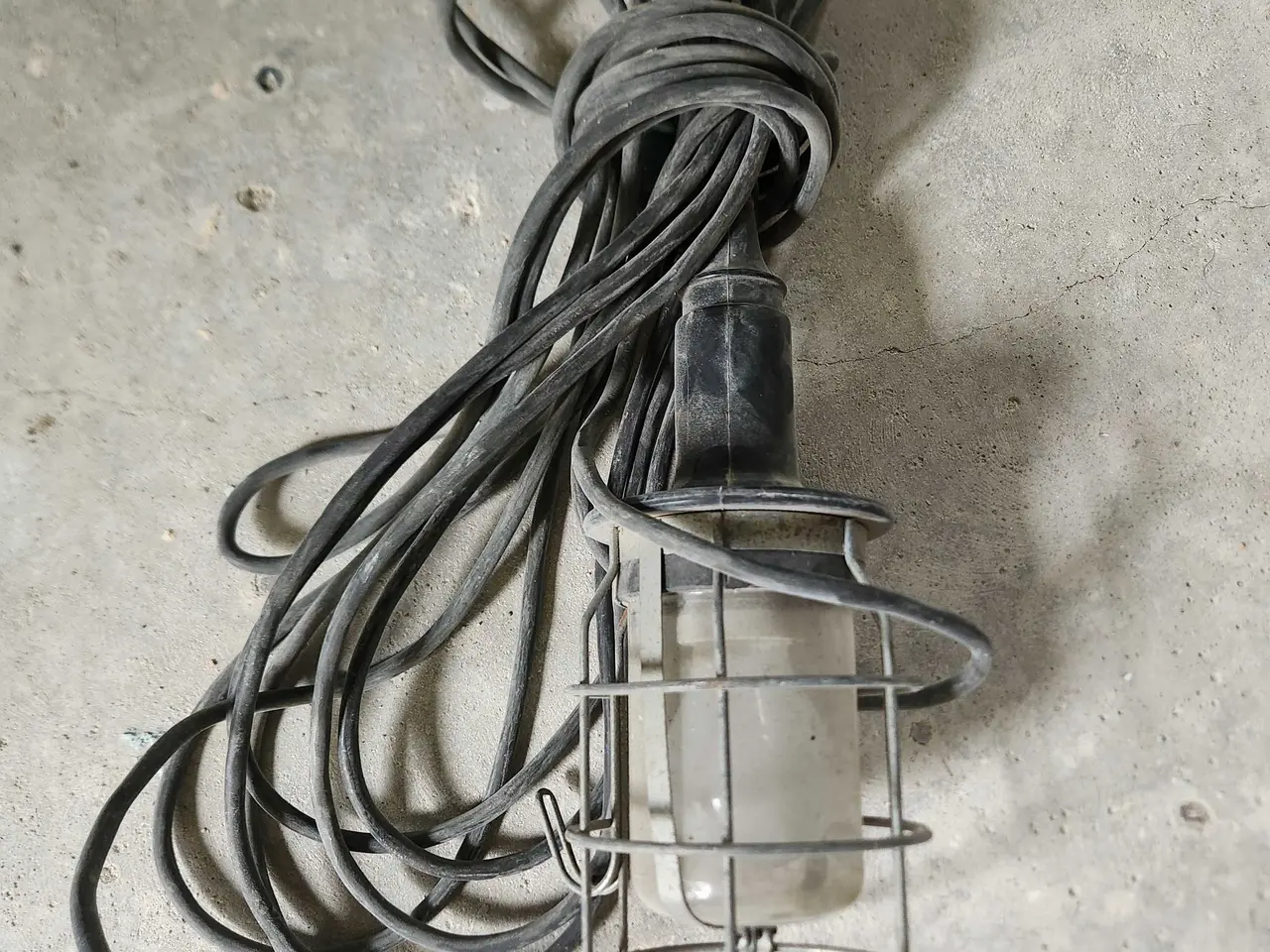 Billede 1 - Antik lampe med original ledning