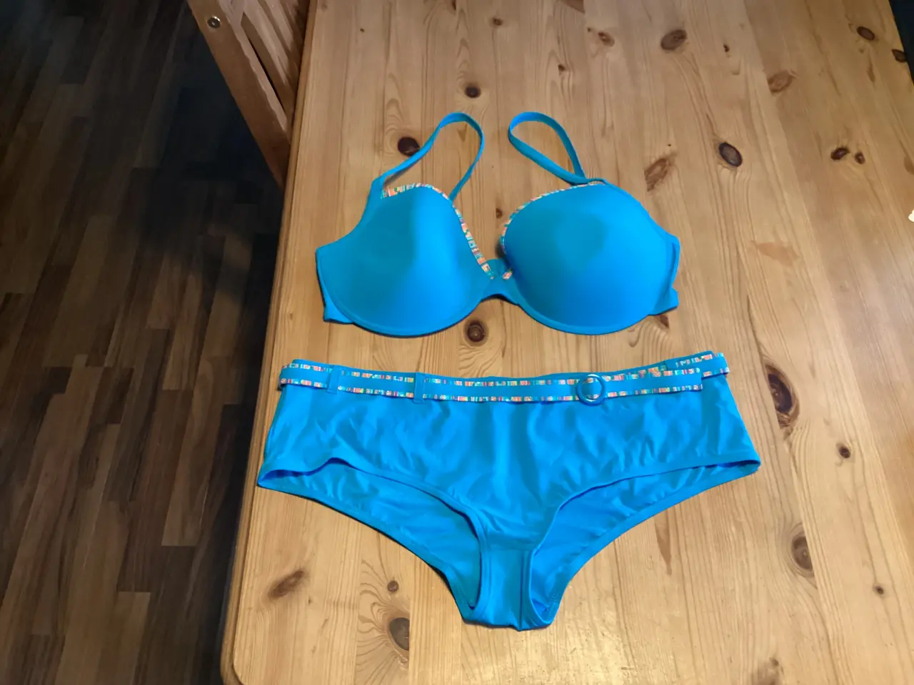 Billede 10 - Nye Bikini,er Forsk. Str.