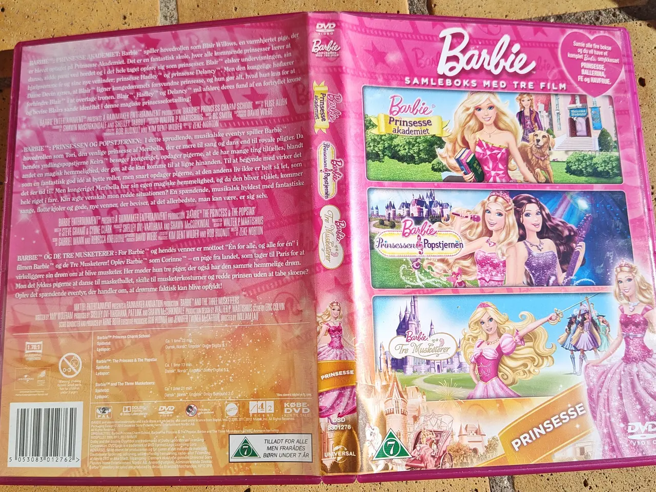 Billede 1 - Barbie samleboks m. 3 DVDfilm Prinsesse akademiet 