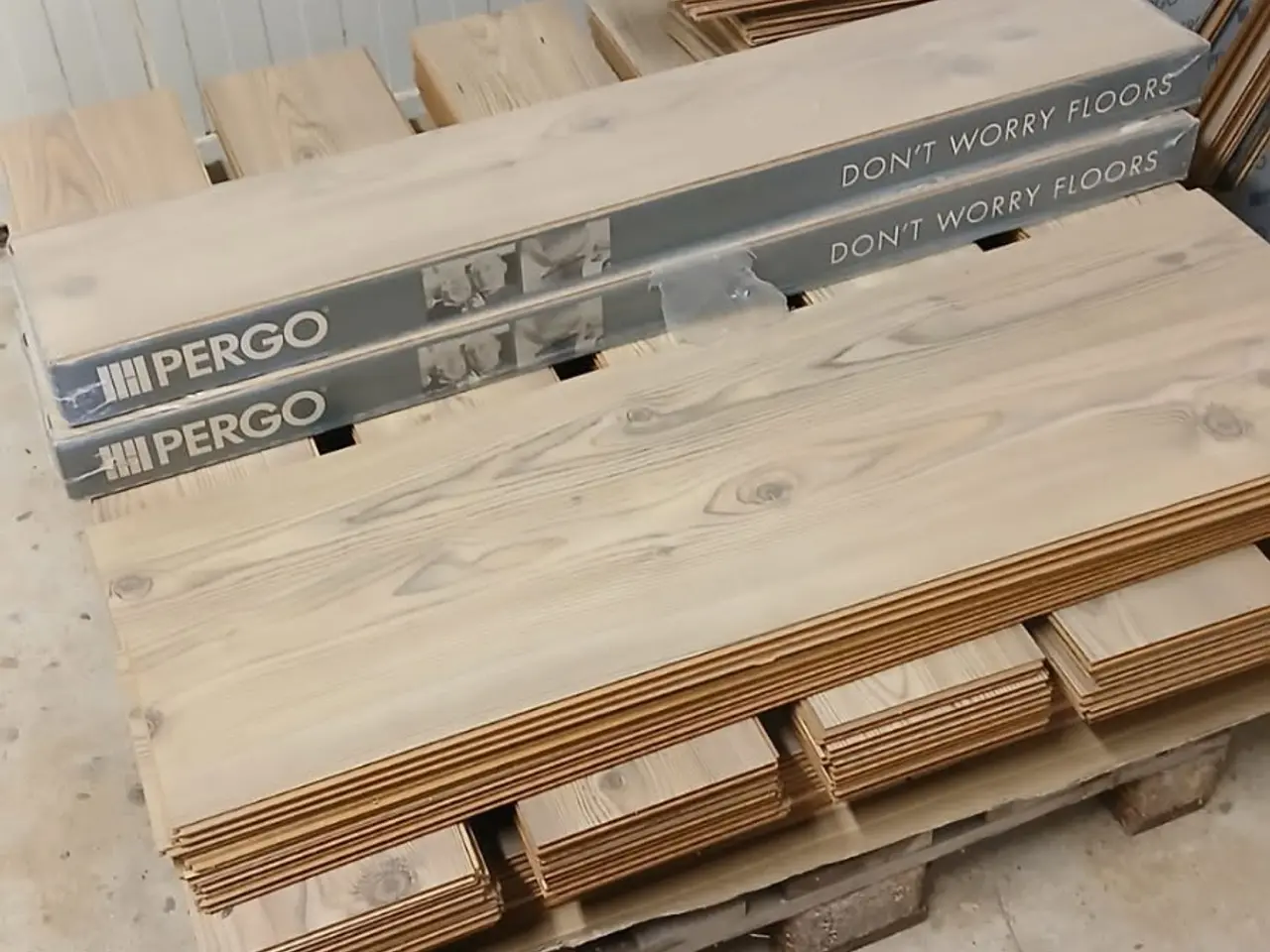 Billede 1 - Pergo gulv 30 m2
