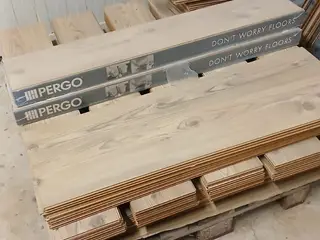 Pergo gulv  30 m2