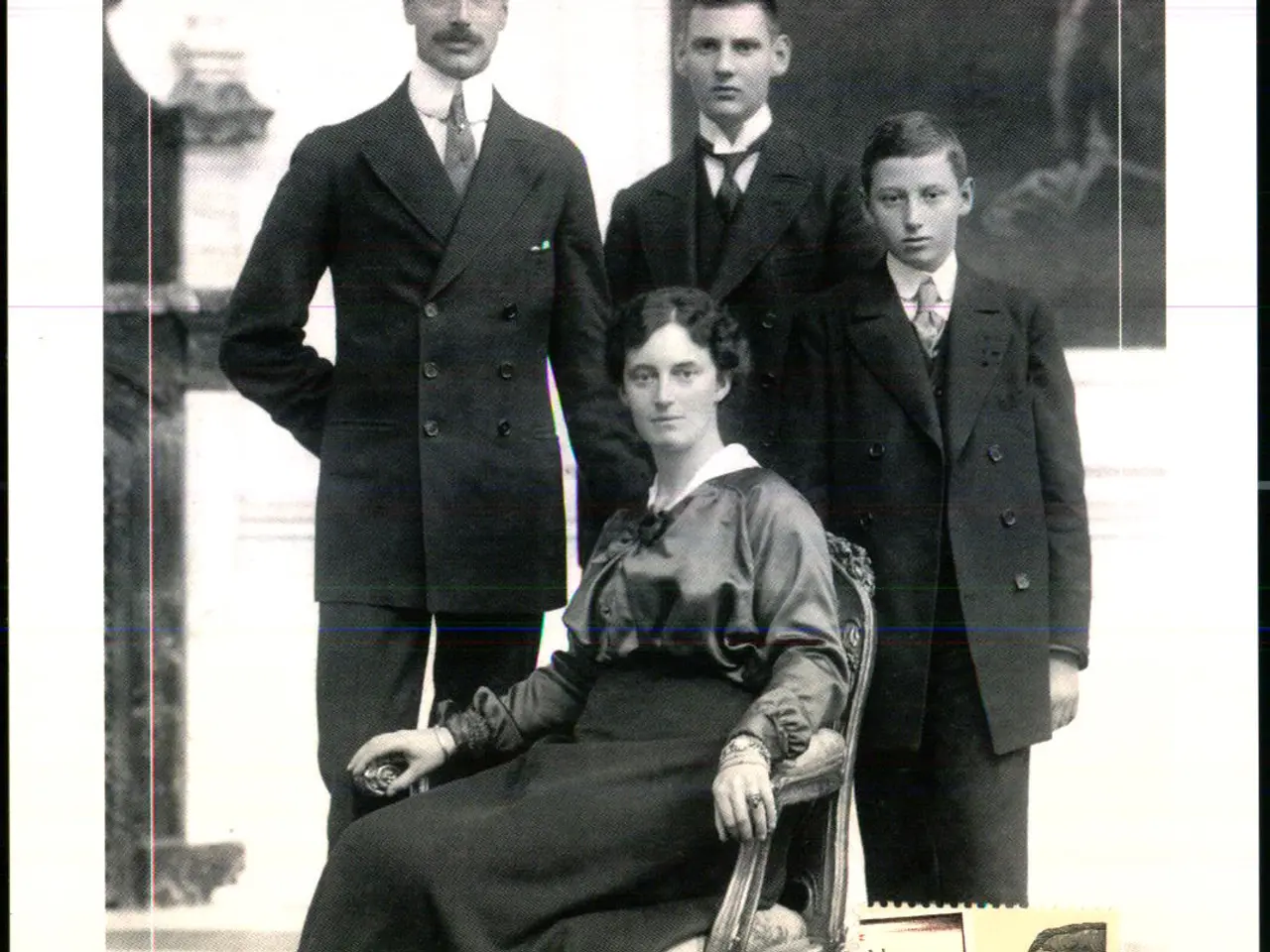 Billede 1 - Kong Chr.X med Familie - u/n - Brugt