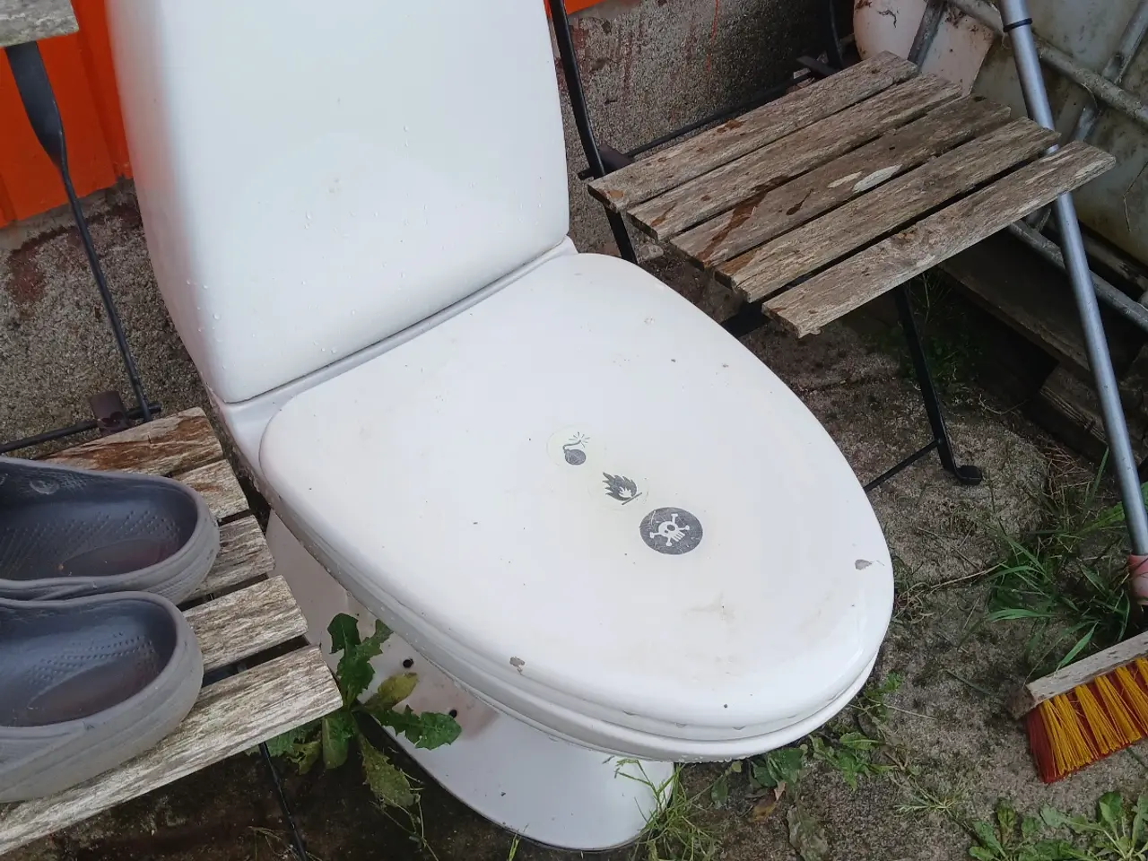 Billede 1 - Køb et Toilet til Næsten Ingen Penge!