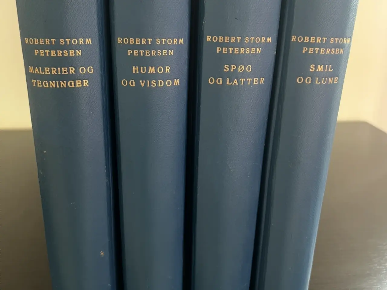 Billede 2 - Robert Storm Petersen bøger