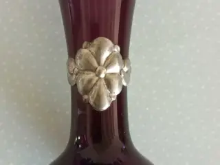 Antik vase med tin