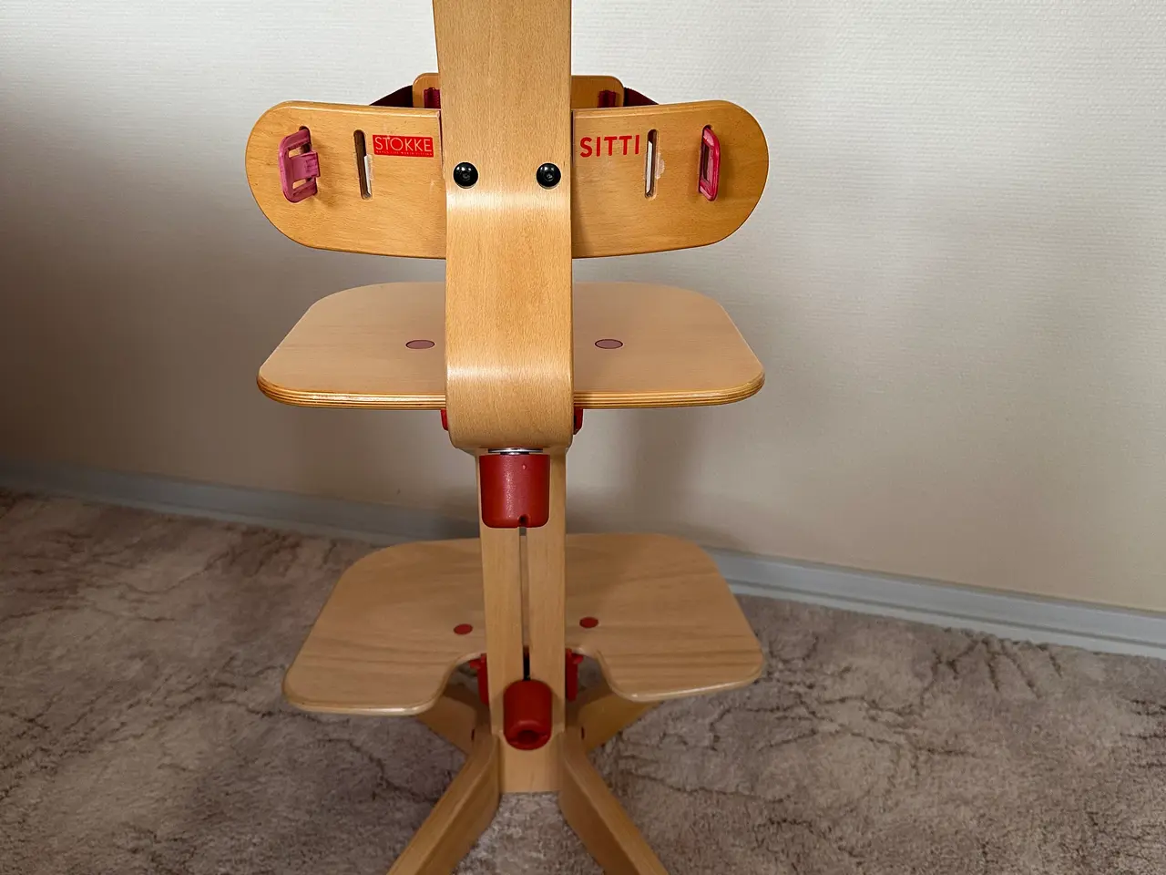 Billede 3 - Stokke børnestol red edition.